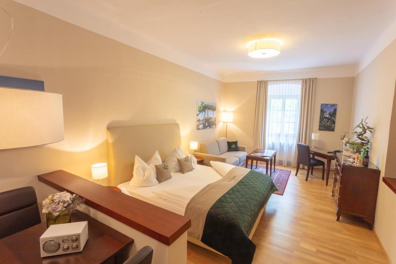 Donauwirt - Hotel Garni Weissenkirchen in der Wachau Luaran gambar