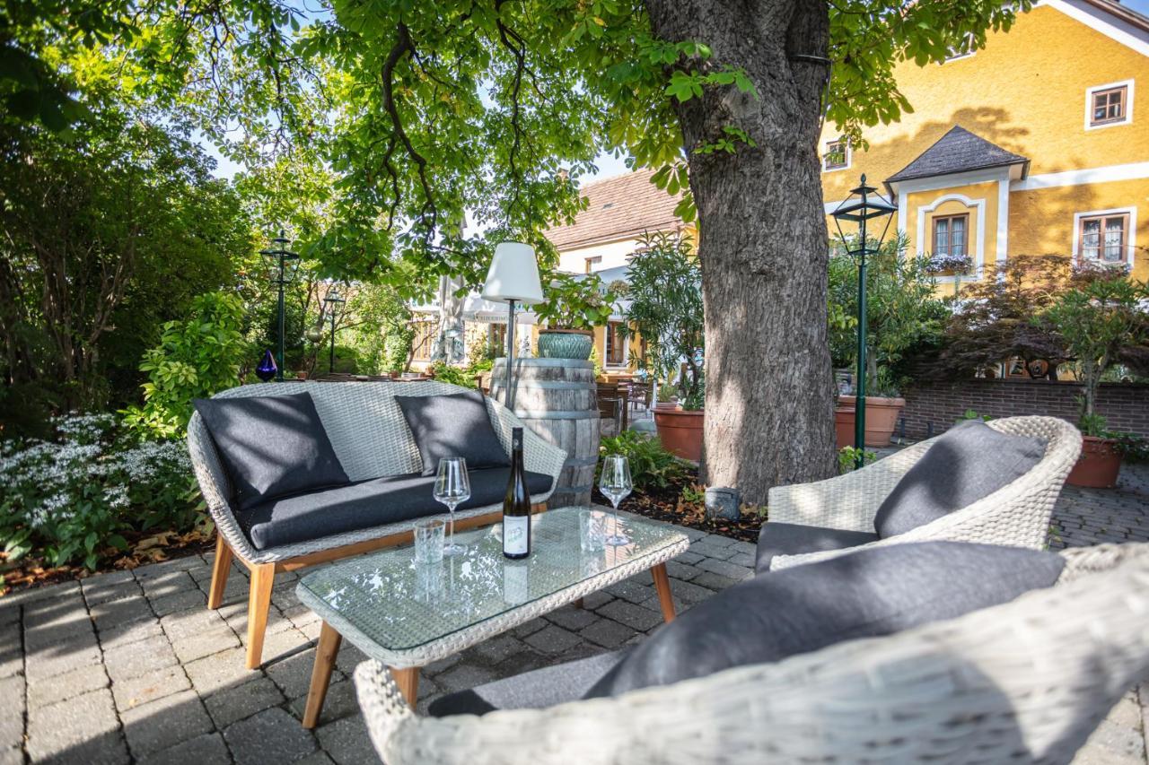 Donauwirt - Hotel Garni Weissenkirchen in der Wachau Luaran gambar